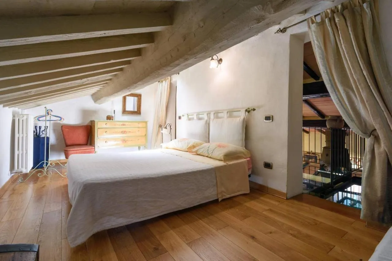 Charming House In Trequanda + Pool Villa